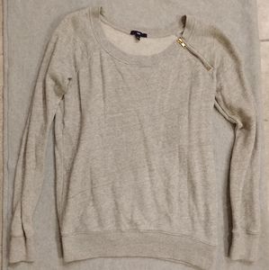 Women's GAP crewneck sweatshirt with zipper-small